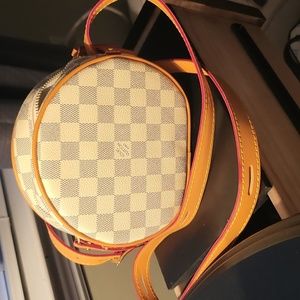 Designer inspired round bag